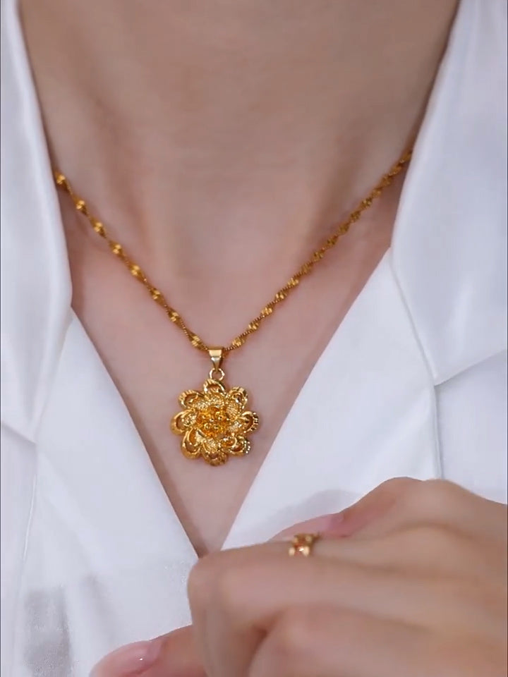 18K Gold Plated Flower Necklace