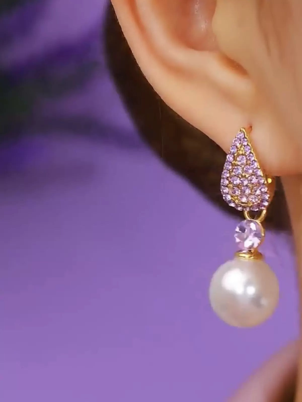 Light purple zircon pearl earrings