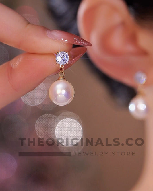 18K Gold Plated Pearl Essence Studs