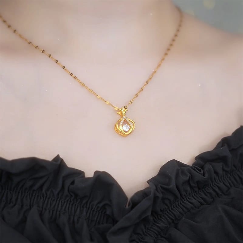 18K Gold Plated Lustre of Love Pendant